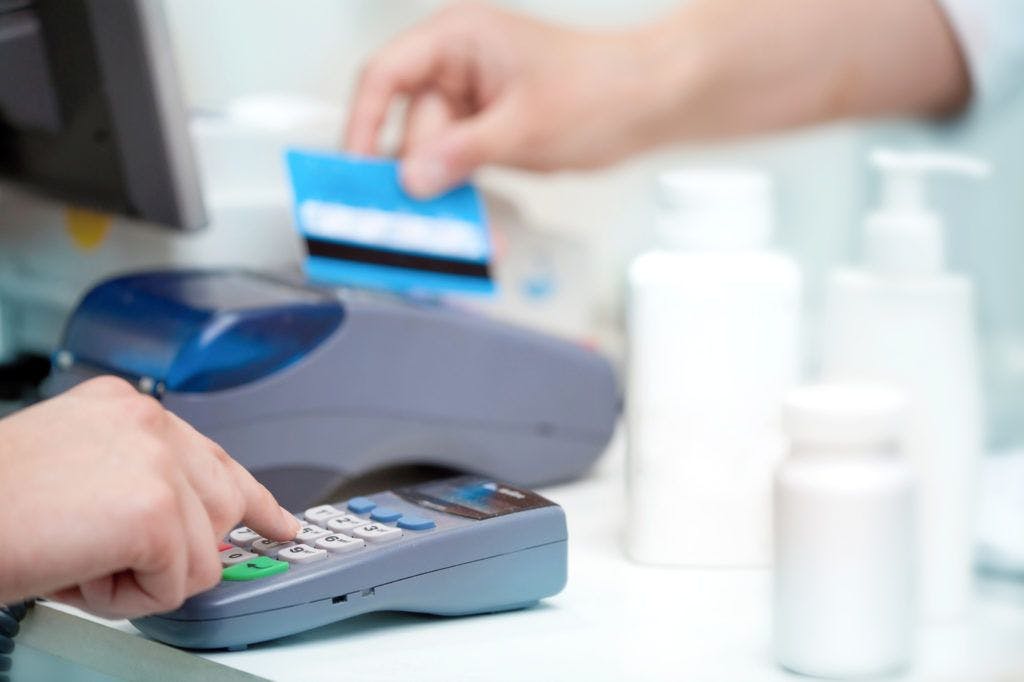 Here is what you need to know about credit card processing services as a business owner